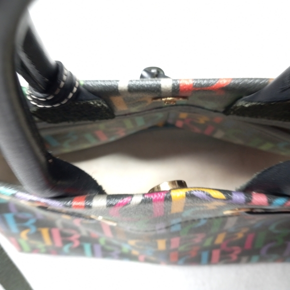 Dooney & Bourke purse coated authentic excellent condition - Picture 13 of 16